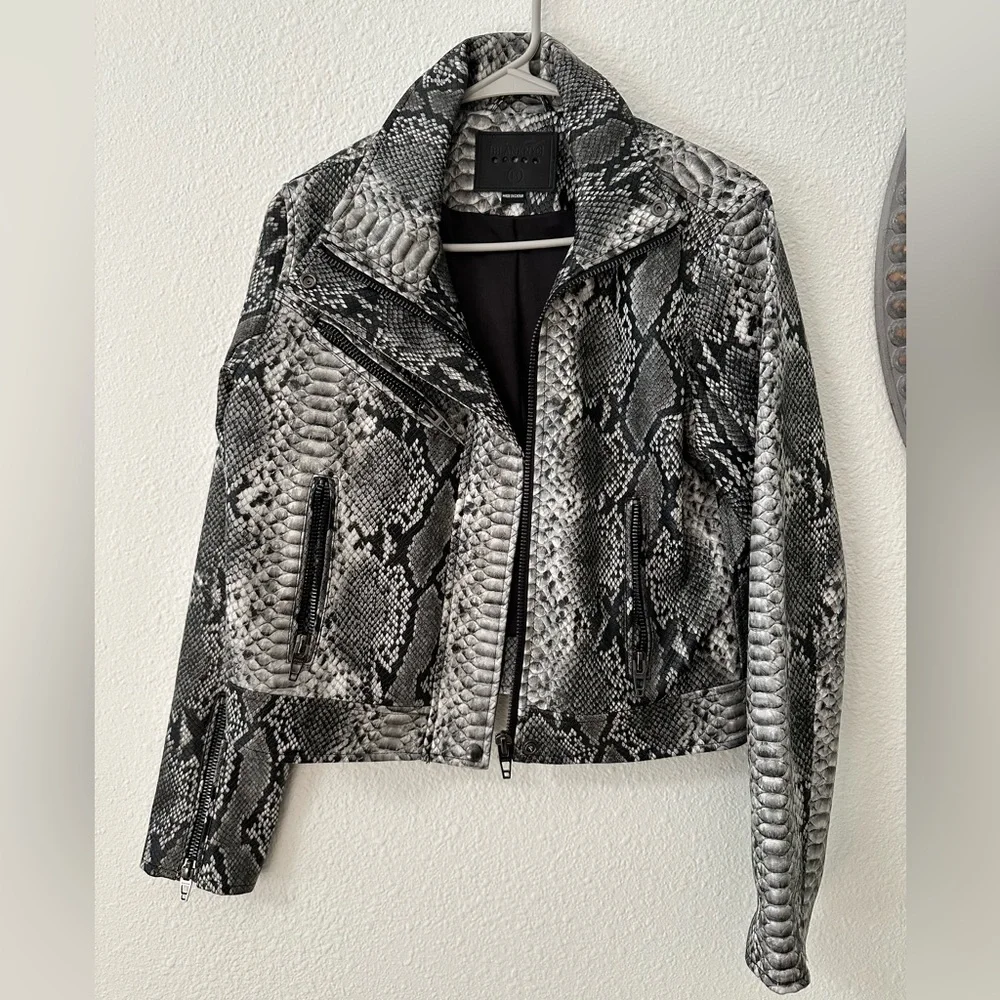 Blank NYC Faux Leather Moto Jacket Sz M - Picture 5 of 8